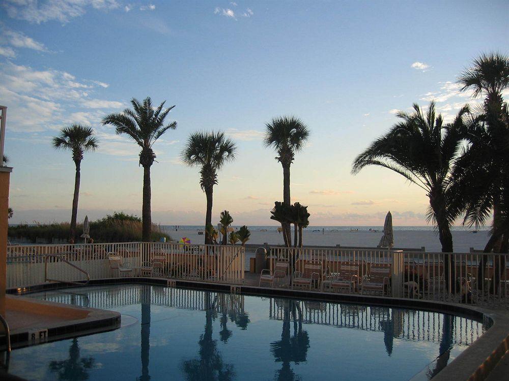 Page Terrace Beachfront Hotel St. Pete Beach Esterno foto
