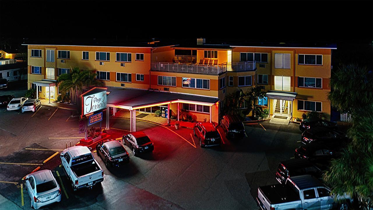 Page Terrace Beachfront Hotel St. Pete Beach Esterno foto