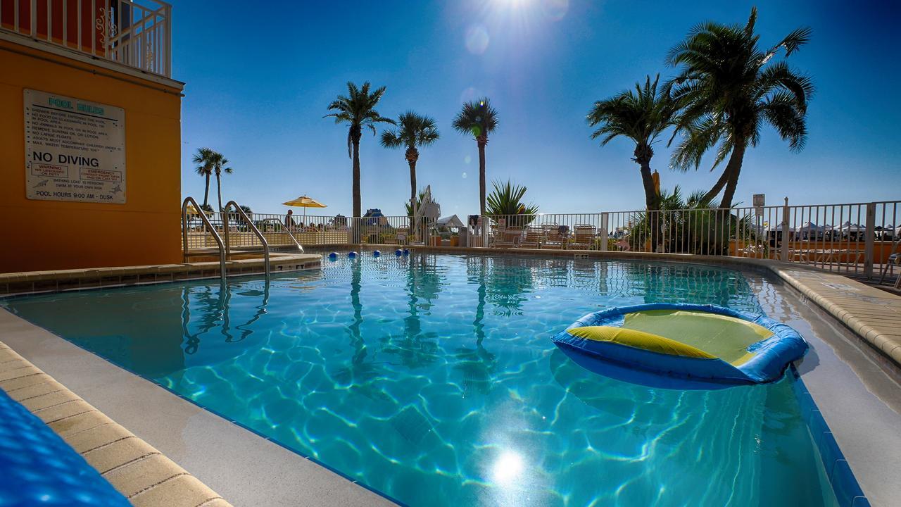 Page Terrace Beachfront Hotel St. Pete Beach Esterno foto